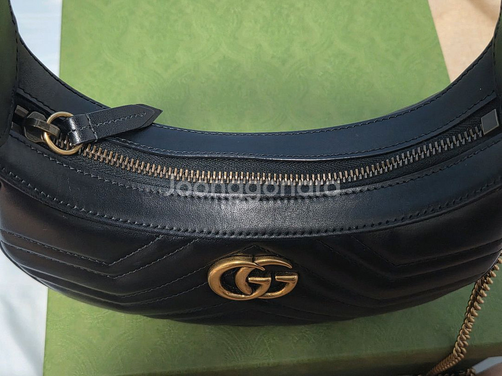 [S급/정품]구찌 GG 마몽 블랙 스몰 숄더백 하프문--5
