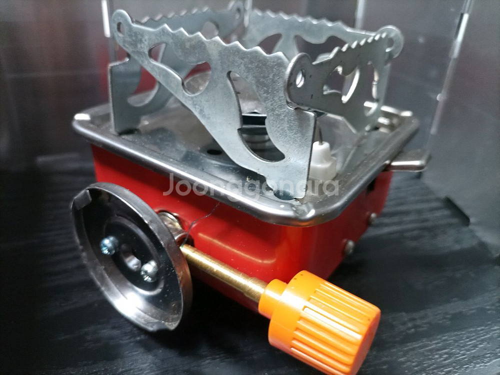 캠핑용으로 휴대용 가스 버너입니다. 9단 바람막이 포함--1