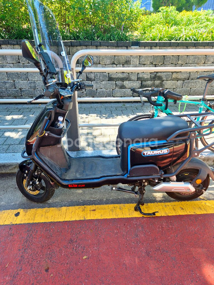 타우러스ES듀얼 전기스쿠터 급처입니다--0