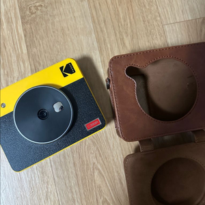 코닥 C300R 즉석카메라 옐로우 레트로