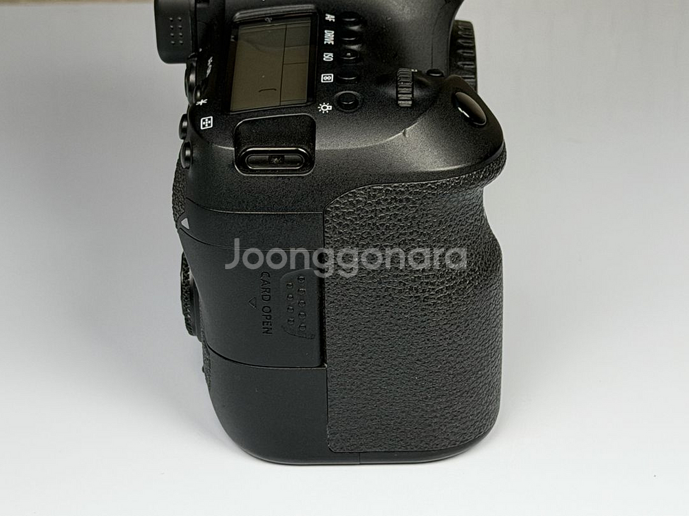 캐논 EOS 6D mark2 바디, 육두막--2