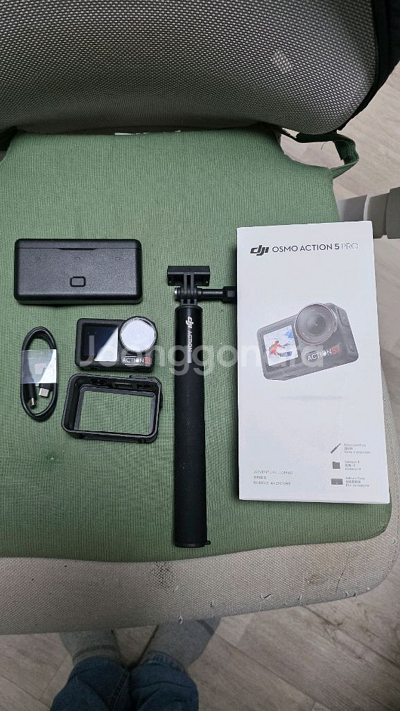 DJI 오즈모 액션5프로 어드밴쳐콤보 팝니다--0