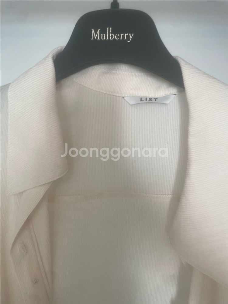 리스트 크림색 면소재 여성 셔츠 블라우스 55사이즈--1