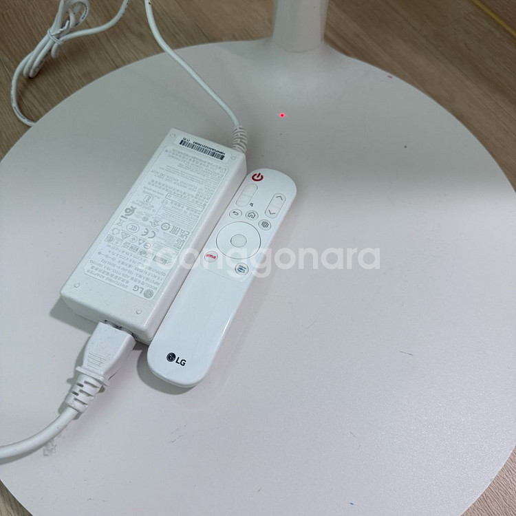 LG 스탠바이미1 액정파손 부품용--1