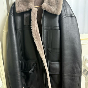 솔리드옴므/22년 포켓디테일 무스탕/48