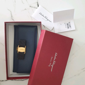 살바토레 페라가모 여성 장지갑