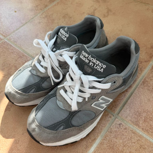 뉴발란스 993 usa 255사이즈(발볼 B)