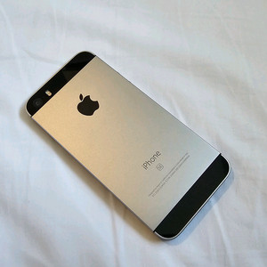 [짜깁기X정품] 아이폰 SE1 128GB 배터리신품 무음카메라 스그