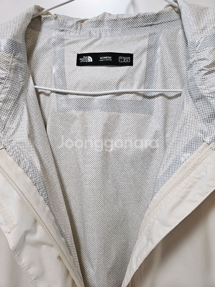 노스페이스 여성 바람막이 자켓 100XL 새상품--2
