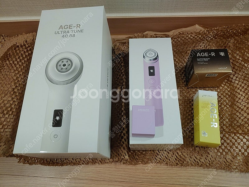 [박스미개봉 정품] 메디큐브 에이지알 기기 2종세트 완전새상품입니다--0