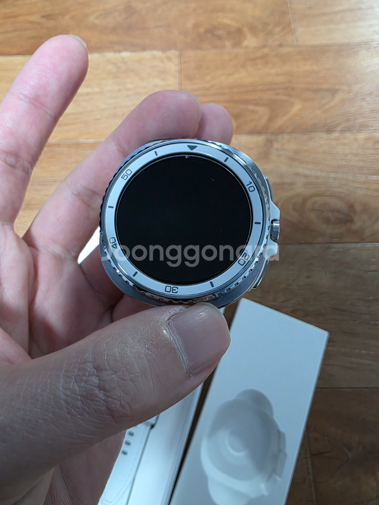 갤럭시워치8 클래식 46mm 블루투스 화이트 판매합니다--5