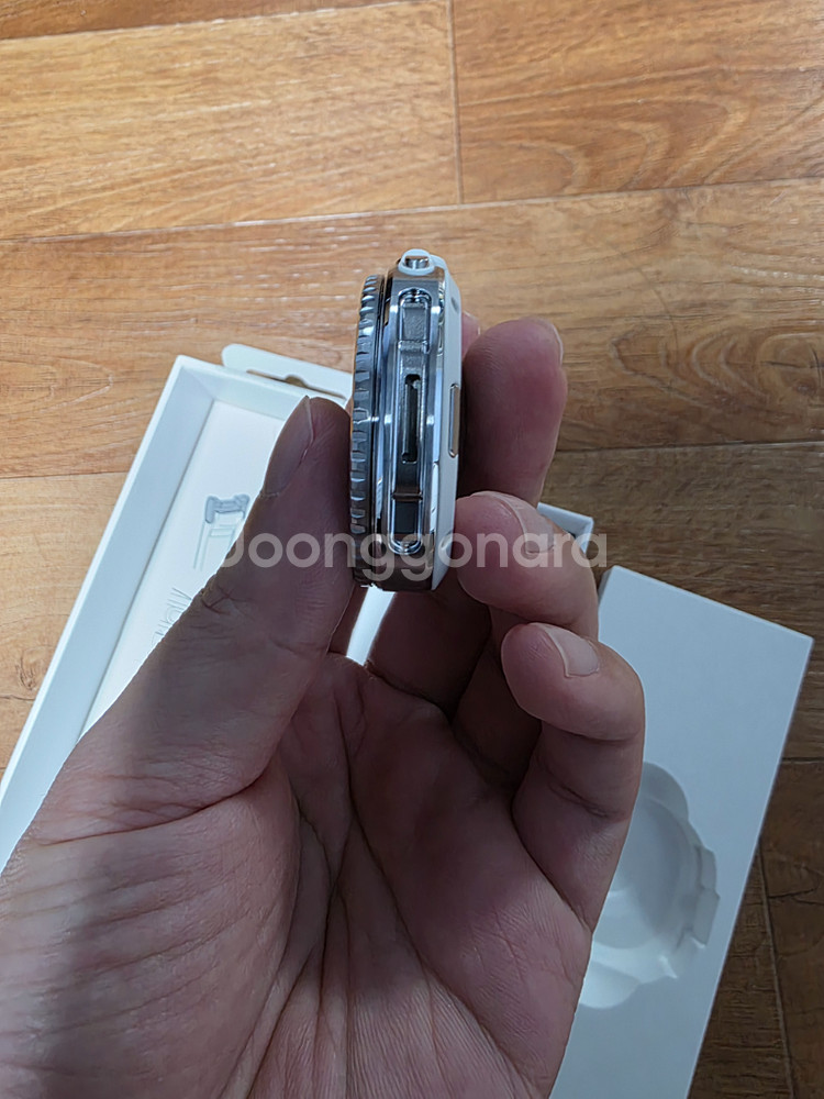 갤럭시워치8 클래식 46mm 블루투스 화이트 판매합니다--3