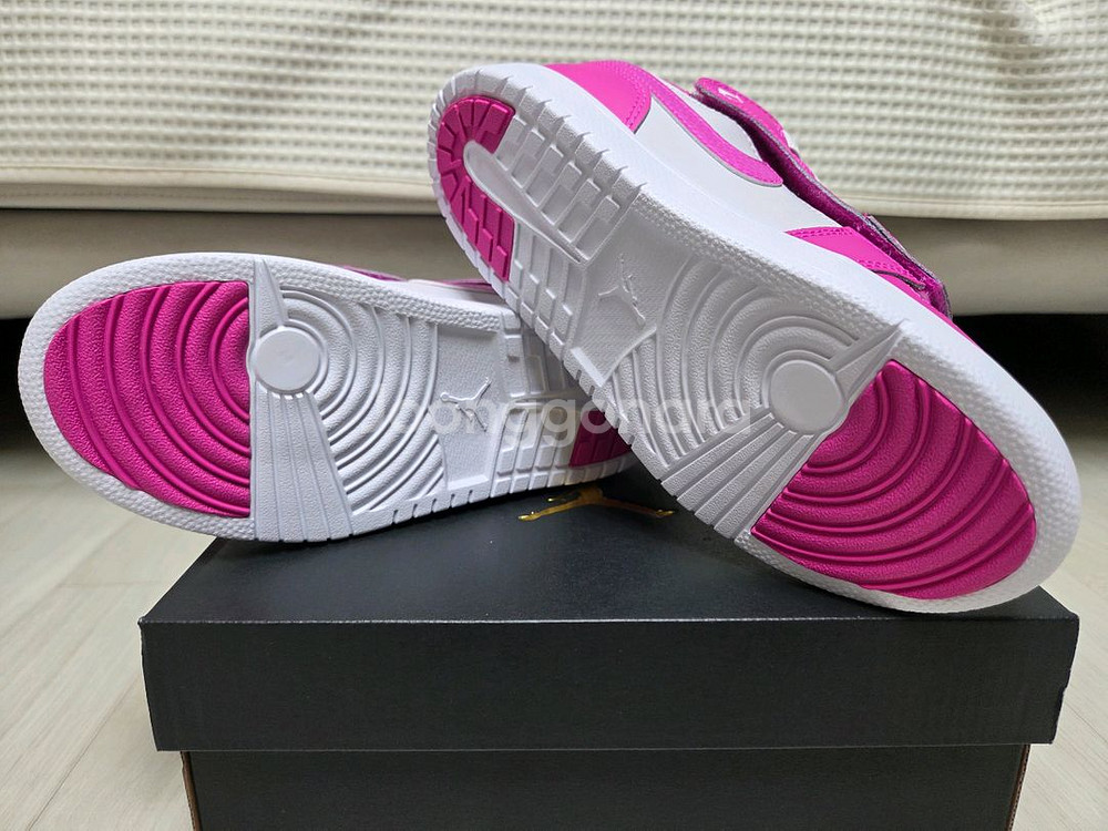 조던 1 로우 알트 파이어 핑크 화이트 [210, 새상품]--5