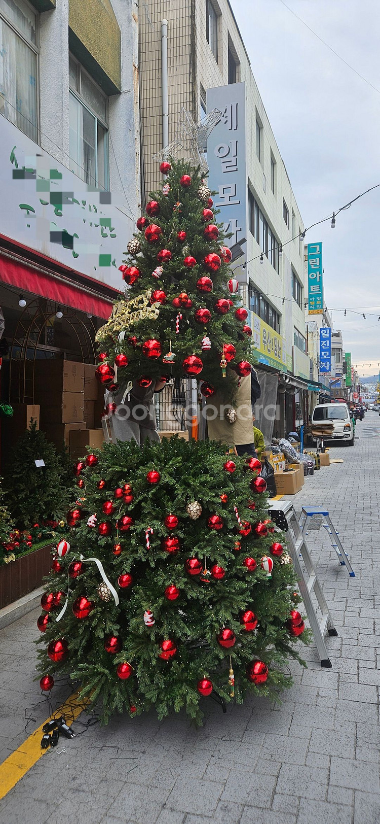대형 3M 50cm 크리스마스 트리, 조명, 소품 판매합니다. (카페, 교회 추천)--3