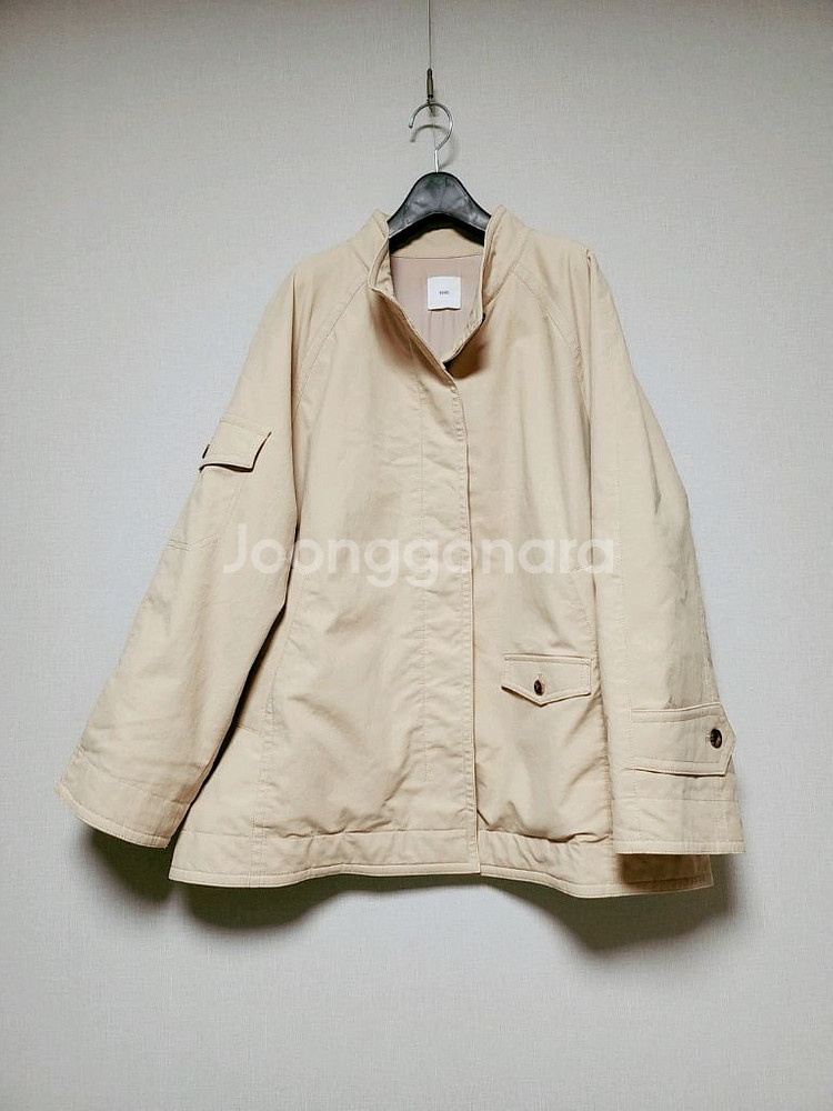 구호본딩 베이지 아우터--0