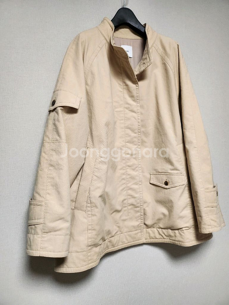 구호본딩 베이지 아우터--2