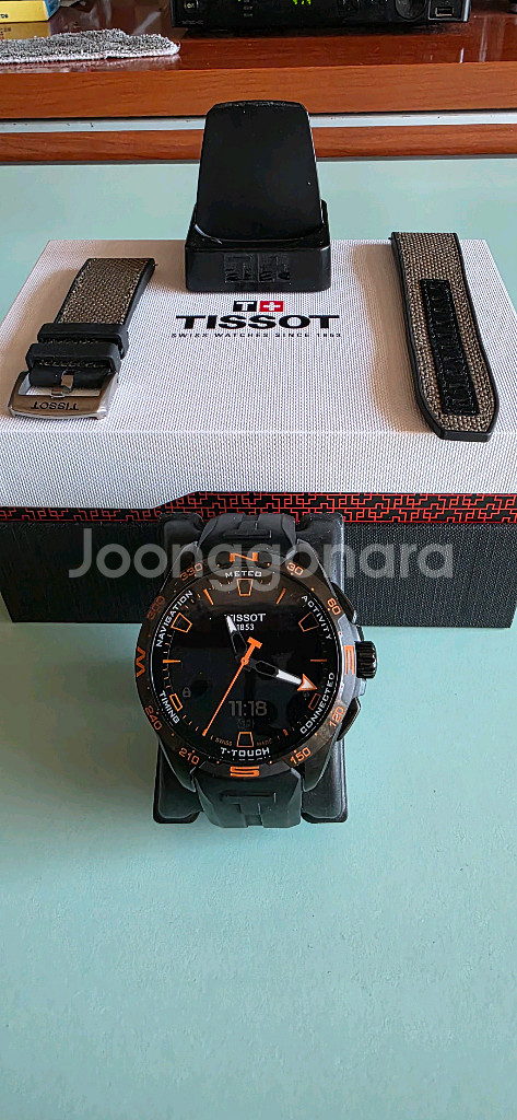 티쏘 티터치 엑스퍼트 솔라 스마트 워치--0