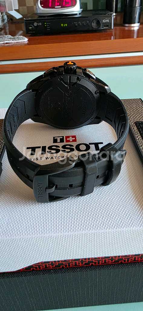 티쏘 티터치 엑스퍼트 솔라 스마트 워치--2