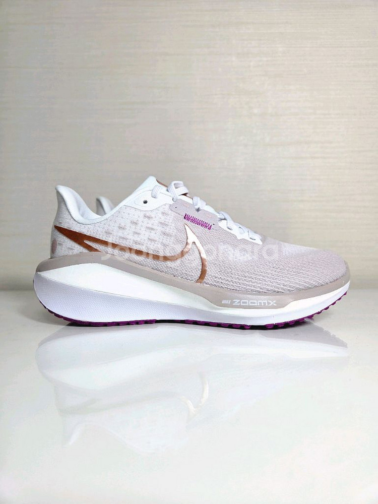 (235,245) 나이키 W 에어 줌 보메로 러닝화--0