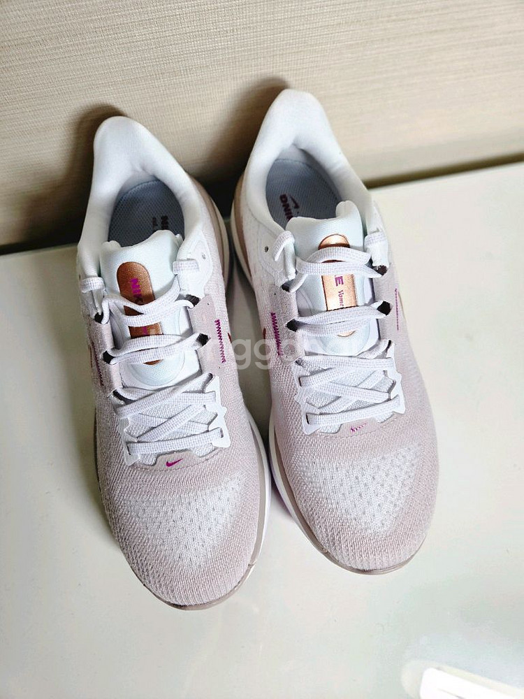 (235,245) 나이키 W 에어 줌 보메로 러닝화--2