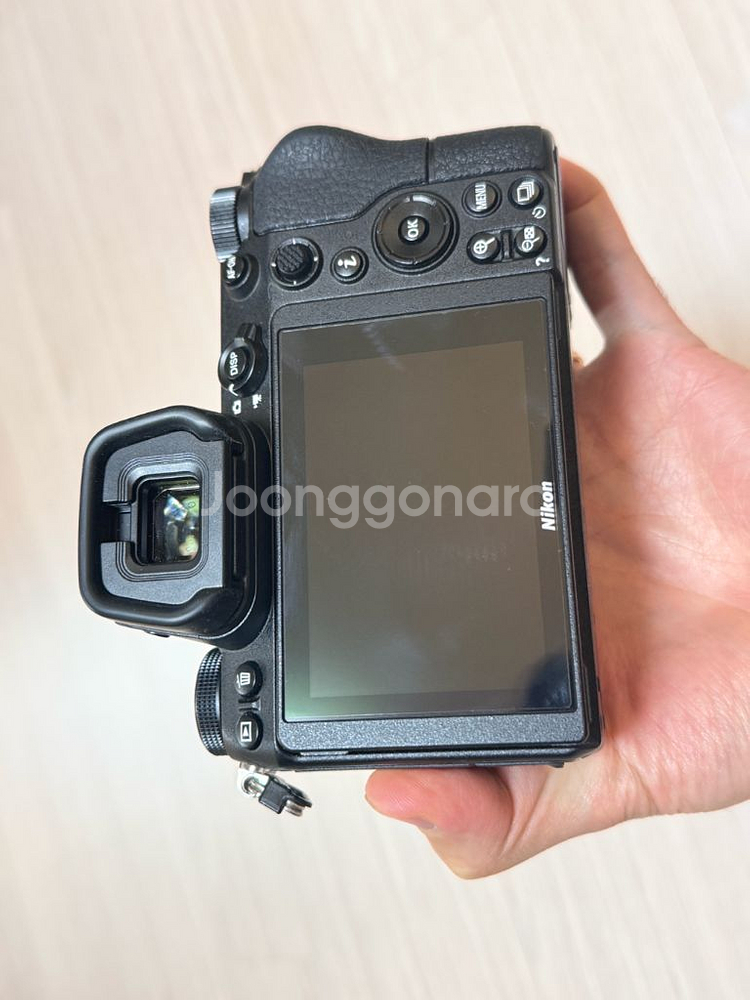 니콘 Z7 미러리스 카메라--8