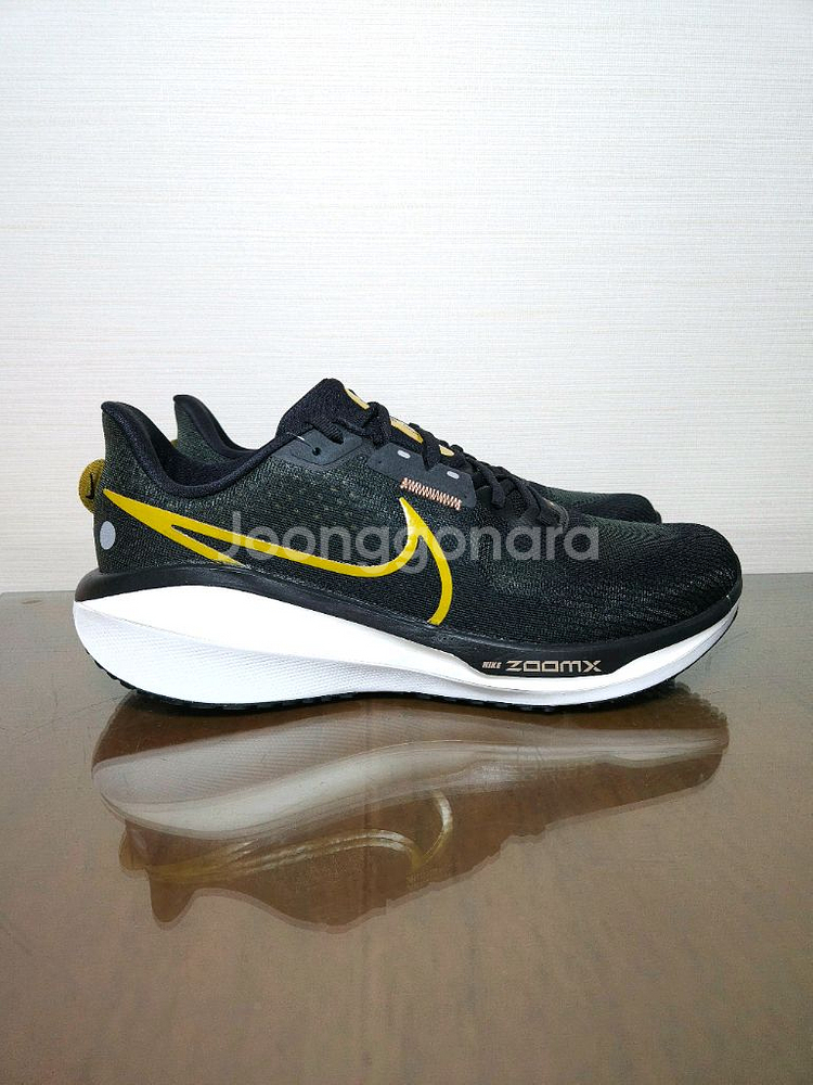 (285) 나이키 에어 줌 보메로 러닝화 블랙골드--0