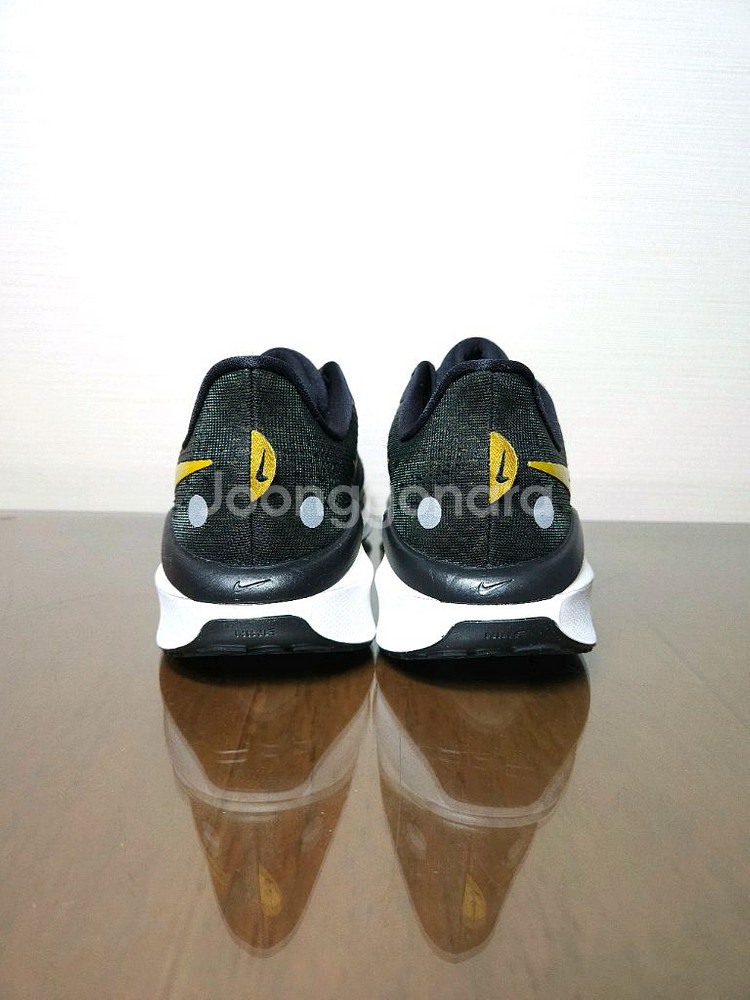 (285) 나이키 에어 줌 보메로 러닝화 블랙골드--6