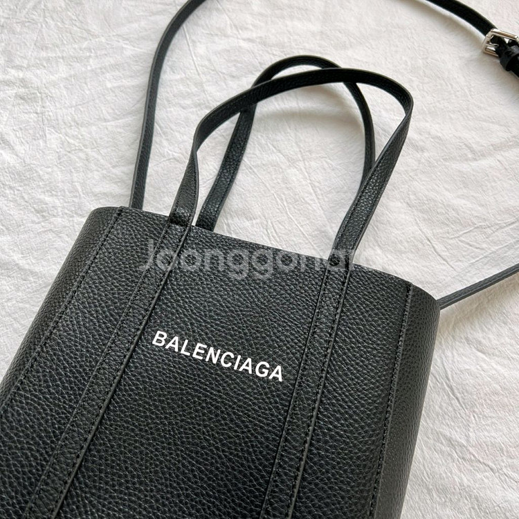 발렌시아가 에브리데이 토트 xs 새상품--0