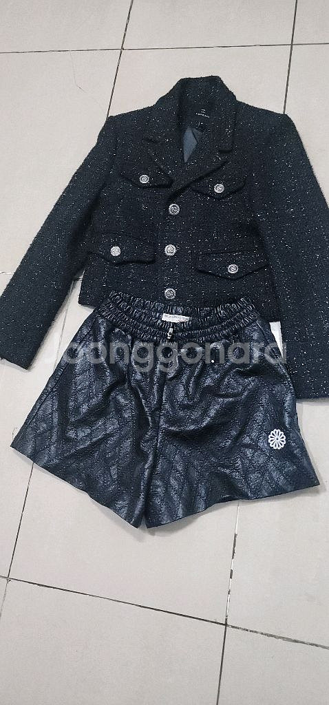 룩캐스트 크롭 트위드자켓 66--1