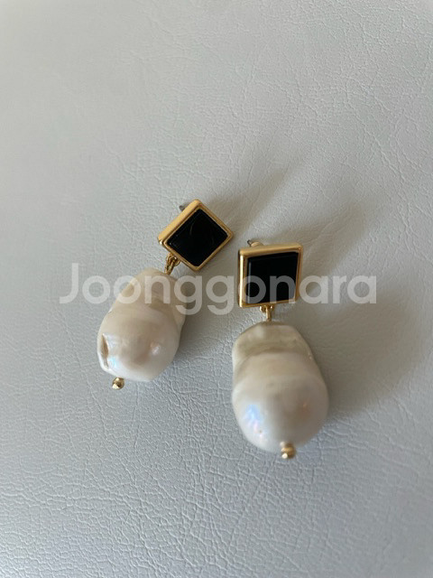 빈티지 바로크 진주 귀걸이 (새싱품)--0