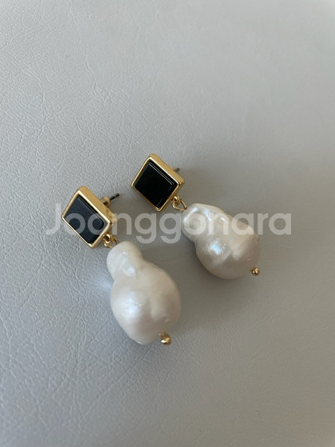 빈티지 바로크 진주 귀걸이 (새싱품)--1