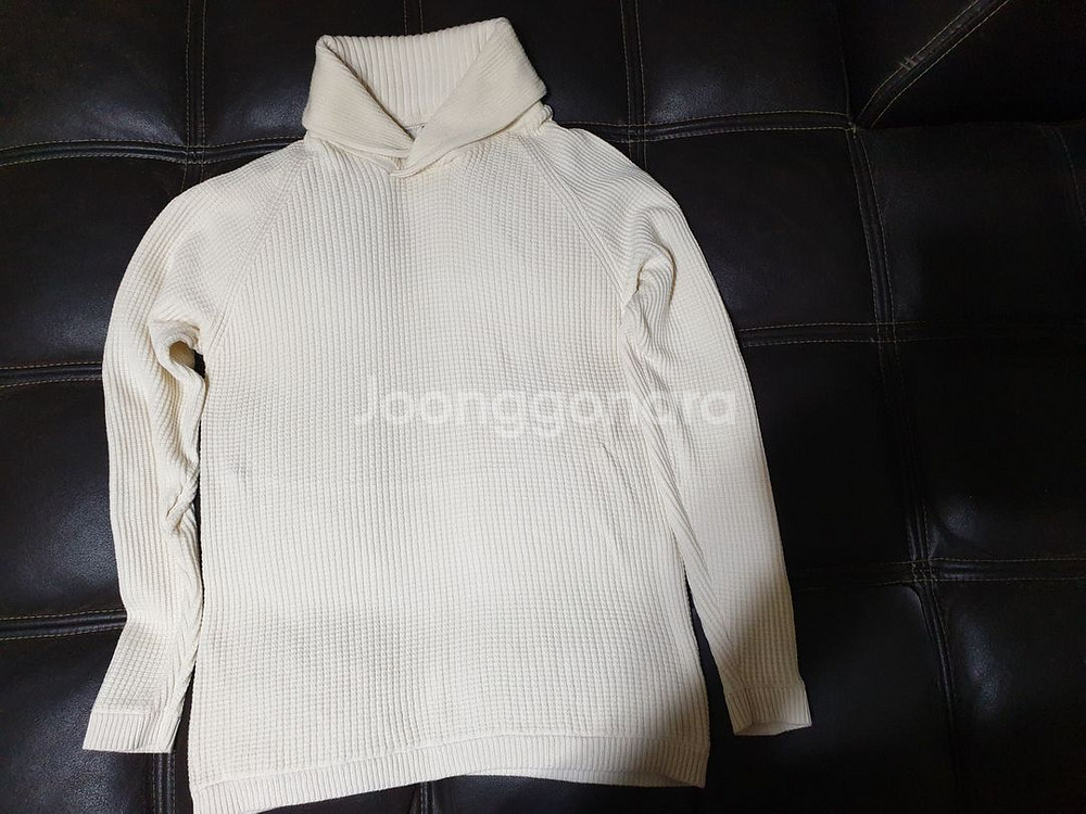 캘빈클라인(ck) 아이보리 숄카라 와플 면니트 M사이즈--0