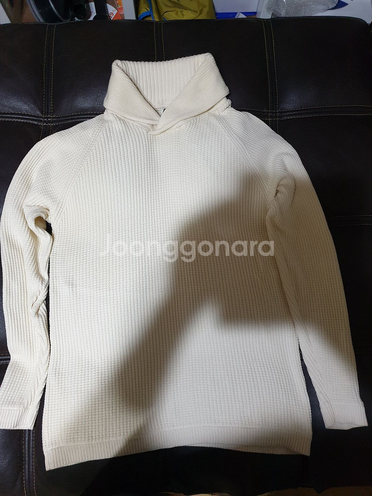 캘빈클라인(ck) 아이보리 숄카라 와플 면니트 M사이즈--2