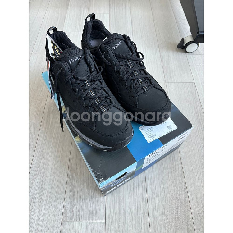 마인들 톨레도 등산화 255mm 새상품 미착용--0