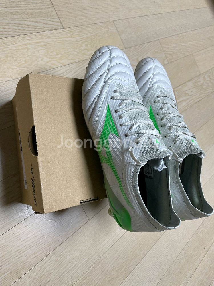 미즈노 모렐리아 네오 4 베타 엘리트 265 MD 축구화--1