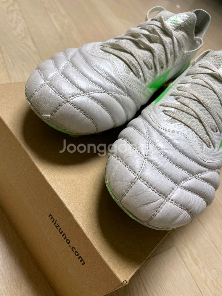 미즈노 모렐리아 네오 4 베타 엘리트 265 MD 축구화--0