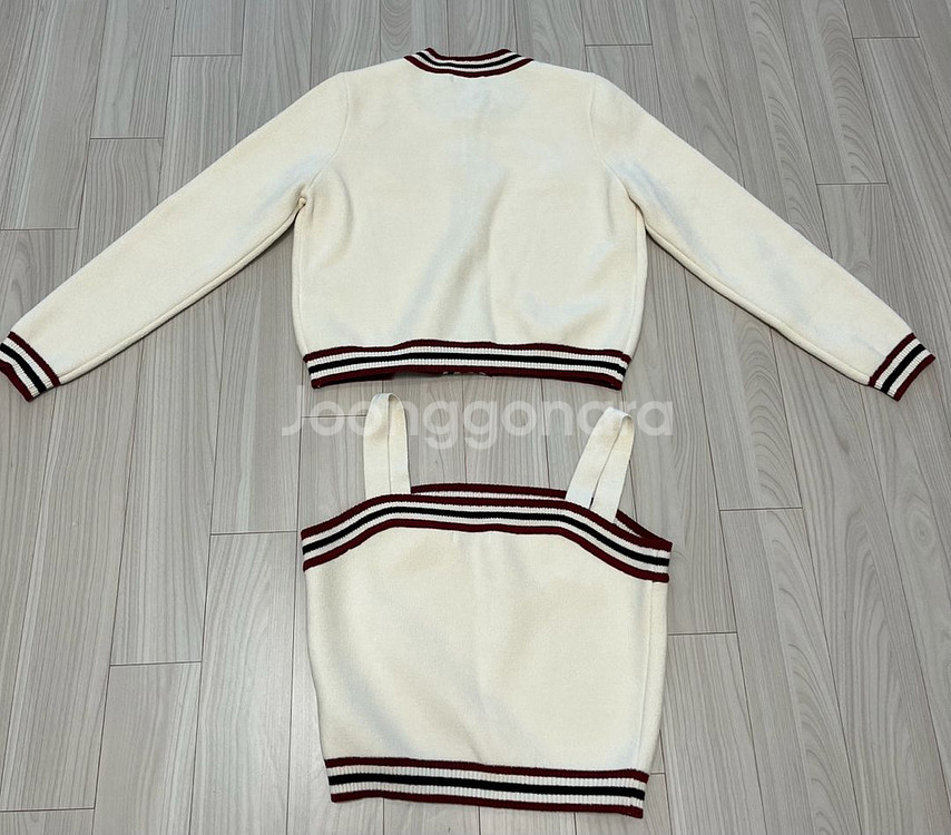 산드로 가디건 나시 셋트 이자벨마랑 타임 마인 가니 알렉산더왕 띠어리 막스마라--1