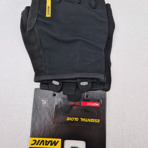 택배비포함 새상품 XL사이즈 MAVIC 마빅 에센셜 반장갑 젤패드 로드용 글로브 바이크 라이더