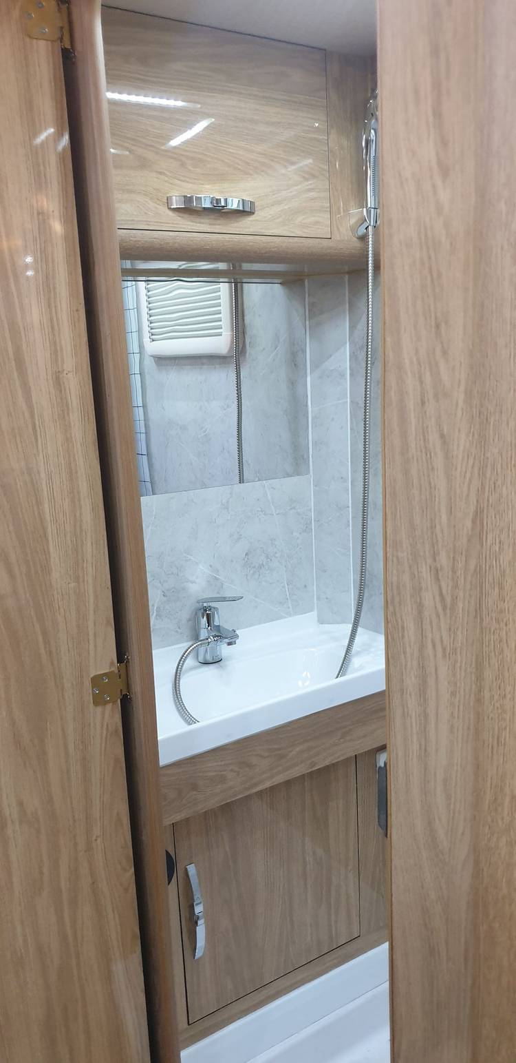 현대 포터2 캠핑카 이미지