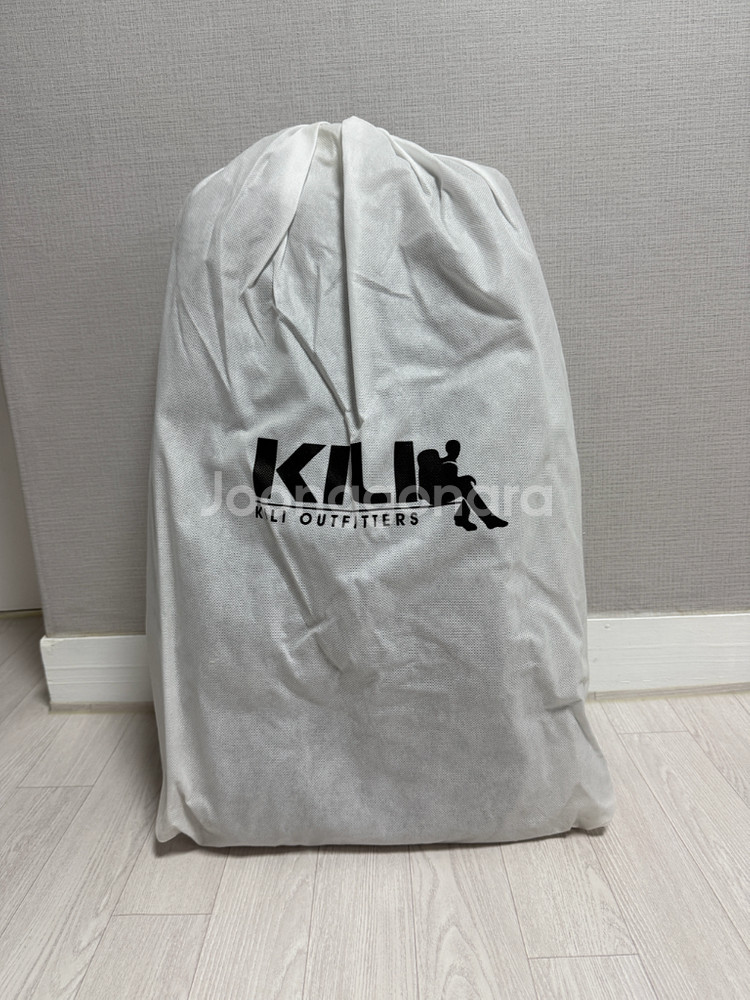 킬리 보라 50L 배낭 팝니다.--2
