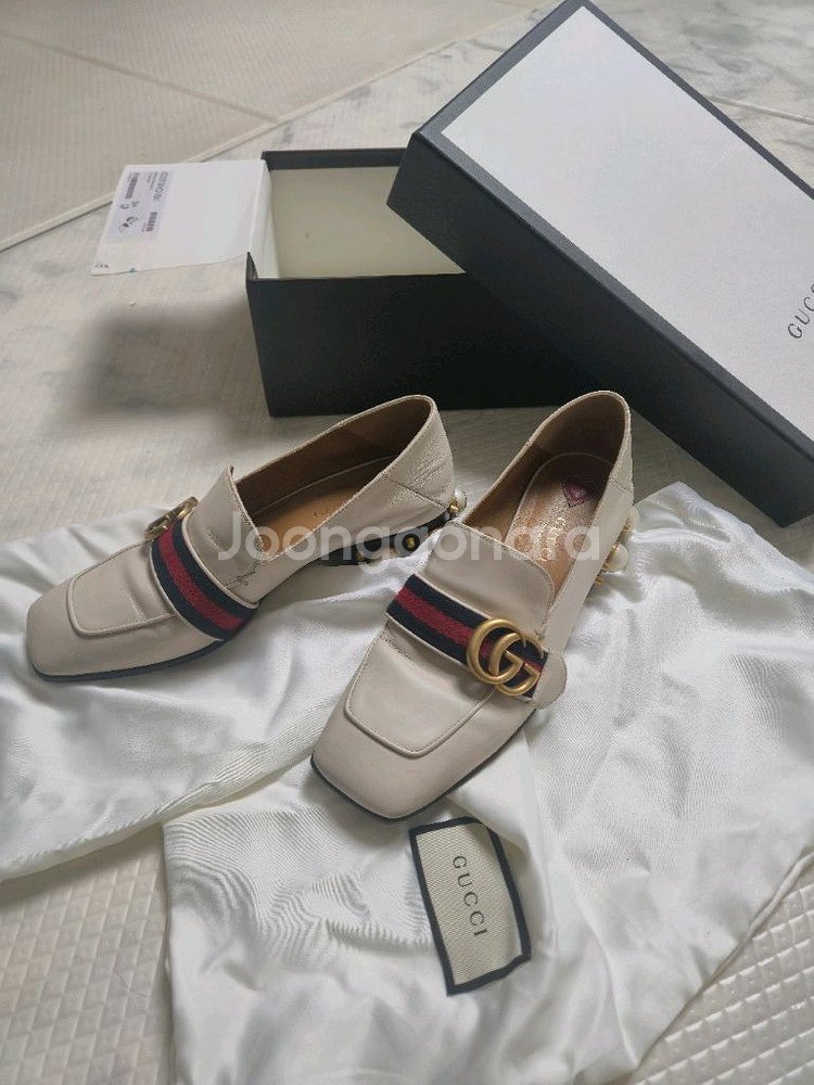 구찌 마몽진주장식로퍼--3