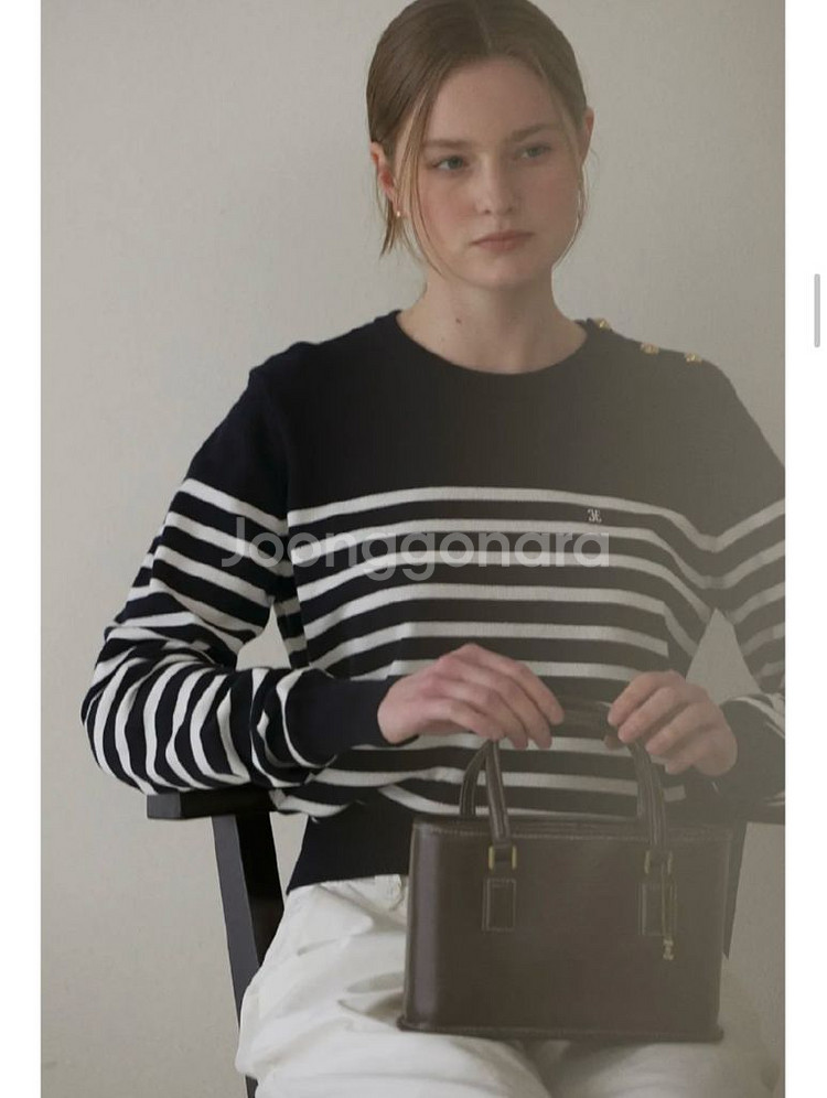 폴뉴아 미니 버로우백 marron-stitch 색상 판매합니다--3