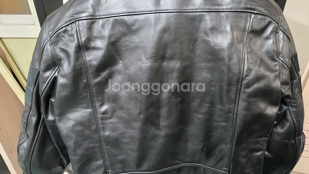 다이네즈 8트랙 가죽자켓 48사이즈 새상품 팝니다(가격다운)--8