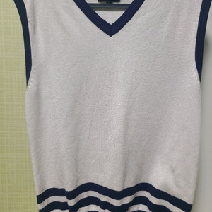 남여공용 PXG 브이넥 니트 조끼 아이보리(95~100)