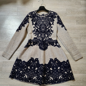 오즈세컨 니트 원피스(한섬 시스템 럭키슈에뜨 sjsj