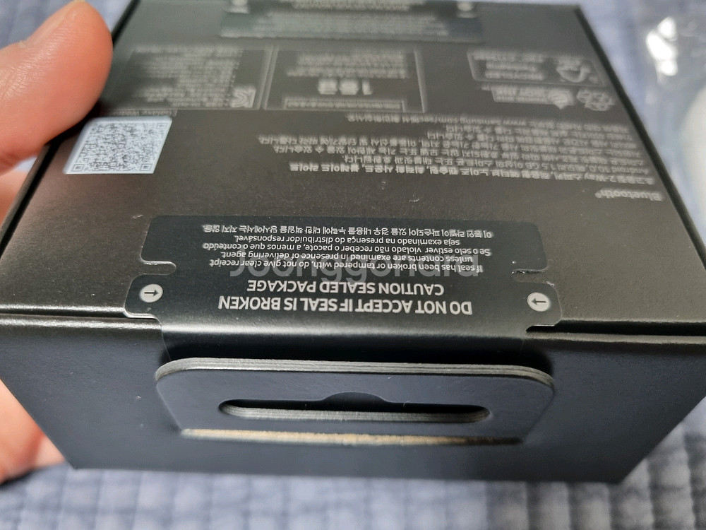 미개봉 갤럭시 버즈3 프로 화이트 + 투명케이스 새상품--5