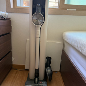 LG 코드제로 a9 무선청소기 올인원타워