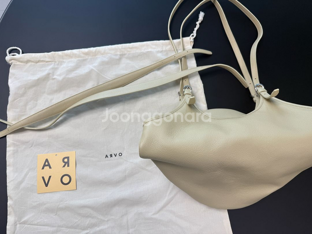 (새제품)아르보 버킷백 숄더백 가방 팝니다. 링크있음--1