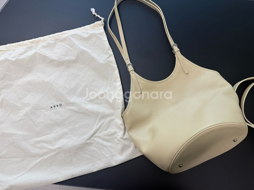 (새제품)아르보 버킷백 숄더백 가방 팝니다. 링크있음--5