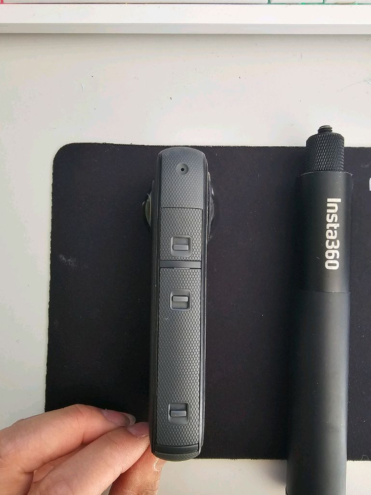 인스타360 one X2 액션캠 이미지